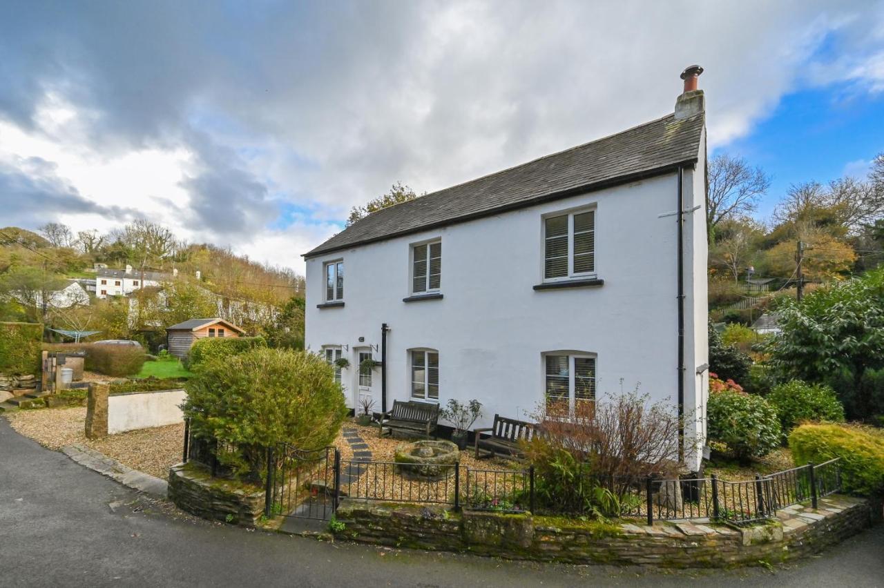 A Superb Bijou Retreat With Jacuzzi Near An Excellent Village Pub 耶尔弗顿 外观 照片